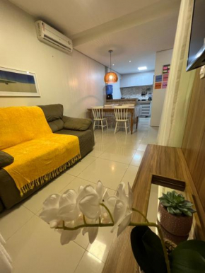 Casa em Condomínio agradável com fundo pro rio